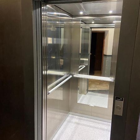 Calle Embajadores - Apart 4 Pax Pza Cascorro Madrid Exterior photo