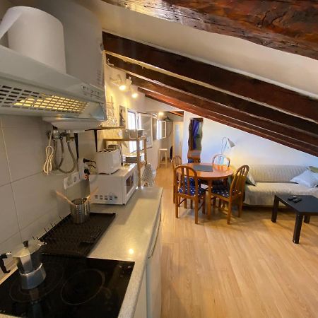 Calle Embajadores - Apart 4 Pax Pza Cascorro Madrid Exterior photo