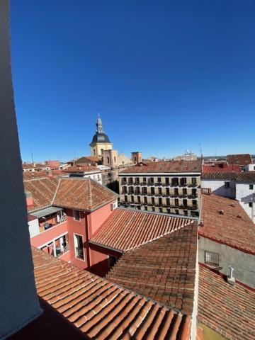 Calle Embajadores - Apart 4 Pax Pza Cascorro Madrid Exterior photo